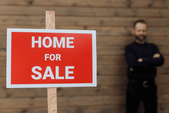 How To Sell a Condemned House (Strategies & Methods)